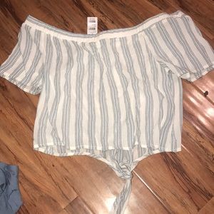 Tillys off the shoulder, knot shirt